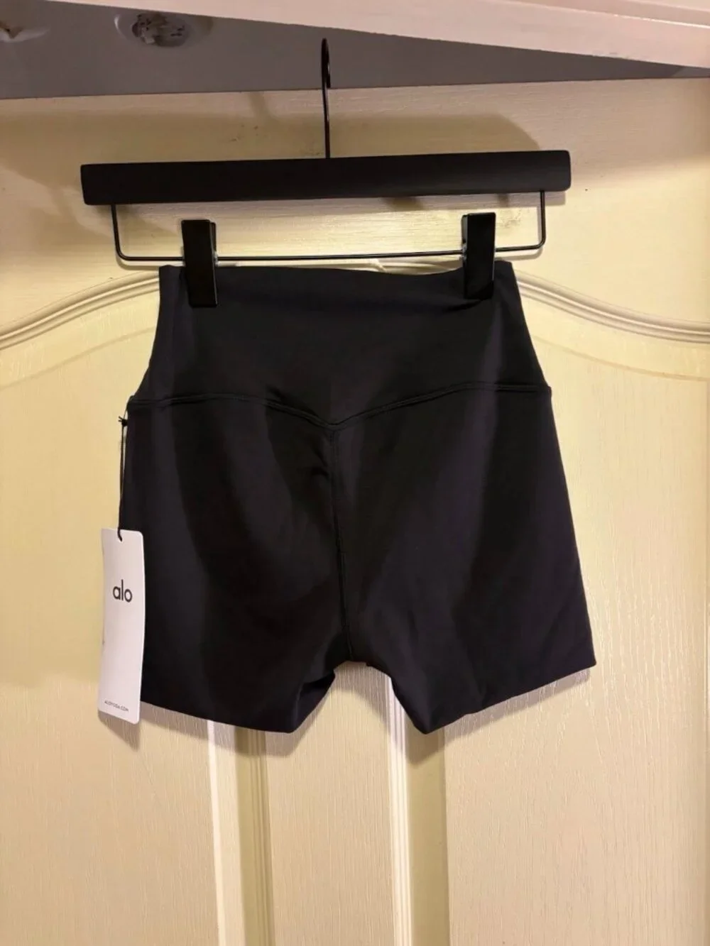 Alo Yoga Set With Alosoft 1/2 Zip Rapid Pullover And Precision Short In Black